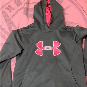 Under Armour Sweatshirt